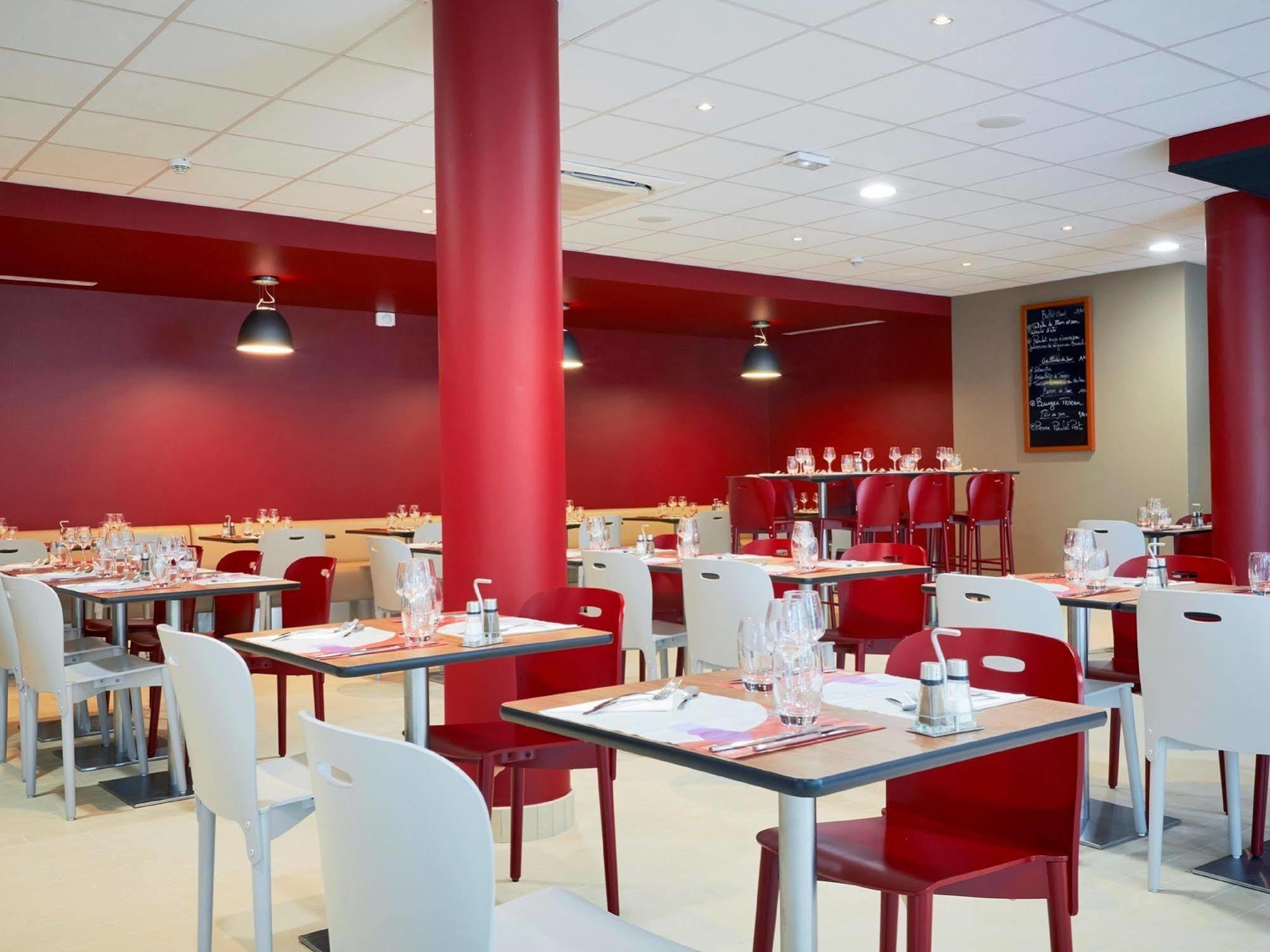 Campanile Bordeaux Ouest - Merignac Aeroport Exterior photo